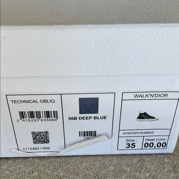 Christian Dior Walk N Dior Oblique Deep Blue and White High-Top Sneakers - Picture 8 of 8